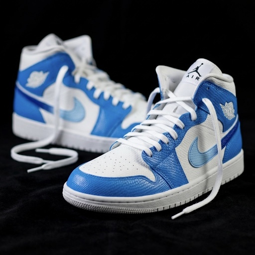 Réalisation Custom sur mesure (Pièce unique) — sneakers customisées à La Réunion par Tani Kicks